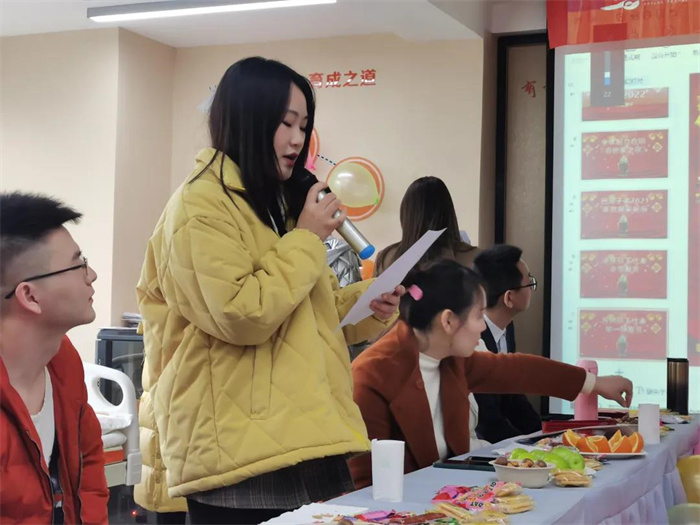 “风雨同行·共创佳绩”,重庆巴渝子弟集团主城、万州两地线上联动,共贺新春!